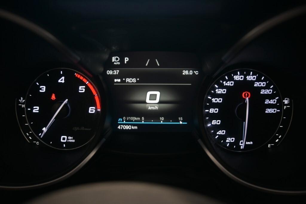 ALFA ROMEO STELVIO 2.2 TURBODIESEL 190CV AT8 Q4 SUPER BUSINESS ( BIXENO - ACTIVE CRUISE - MIRROR - NAVI - PDC - TELECAMERA POST. )