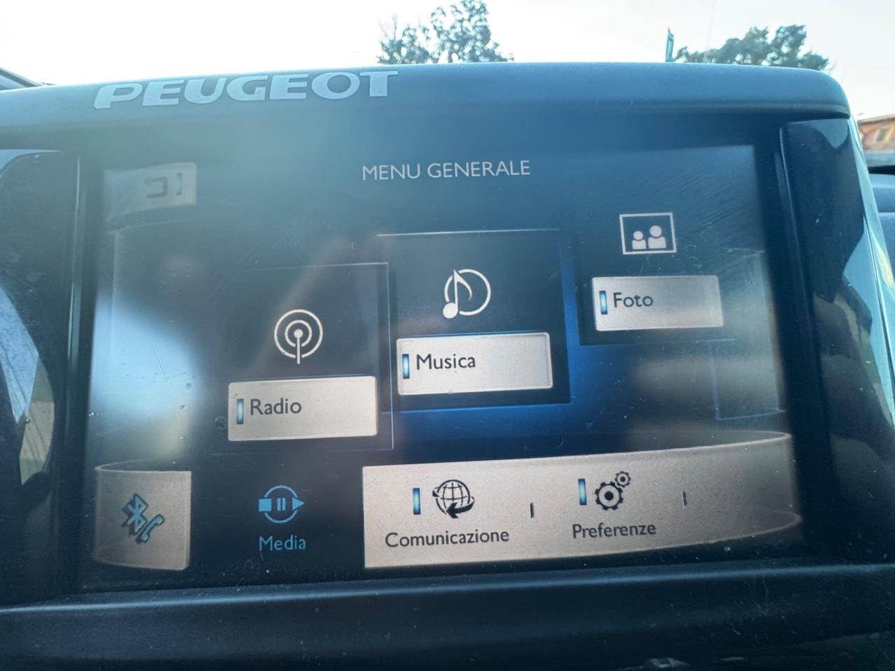 Peugeot 208 1.4 HDi 68 CV 3 porte Allure