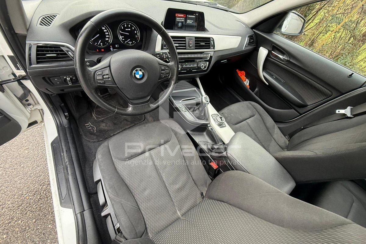 BMW 116i 5p. Advantage