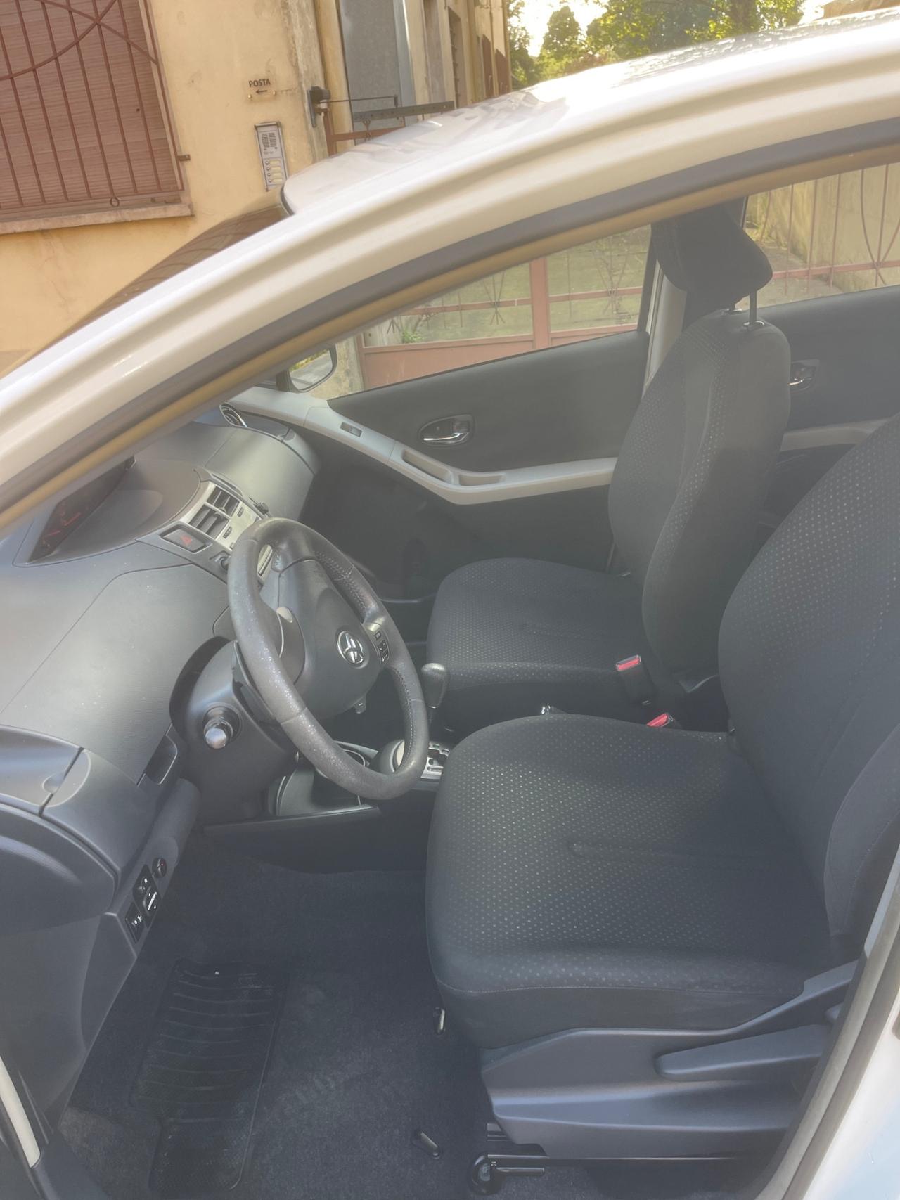 Toyota Yaris 1.4 D-4D DPF 5 porte M-MT Sol