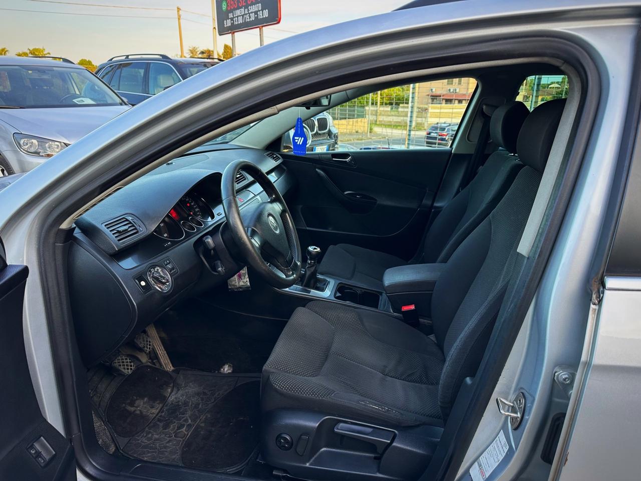 Volkswagen Passat 1.9 TDI/105CV Var. Comfortline Garanzia 12 Mesi