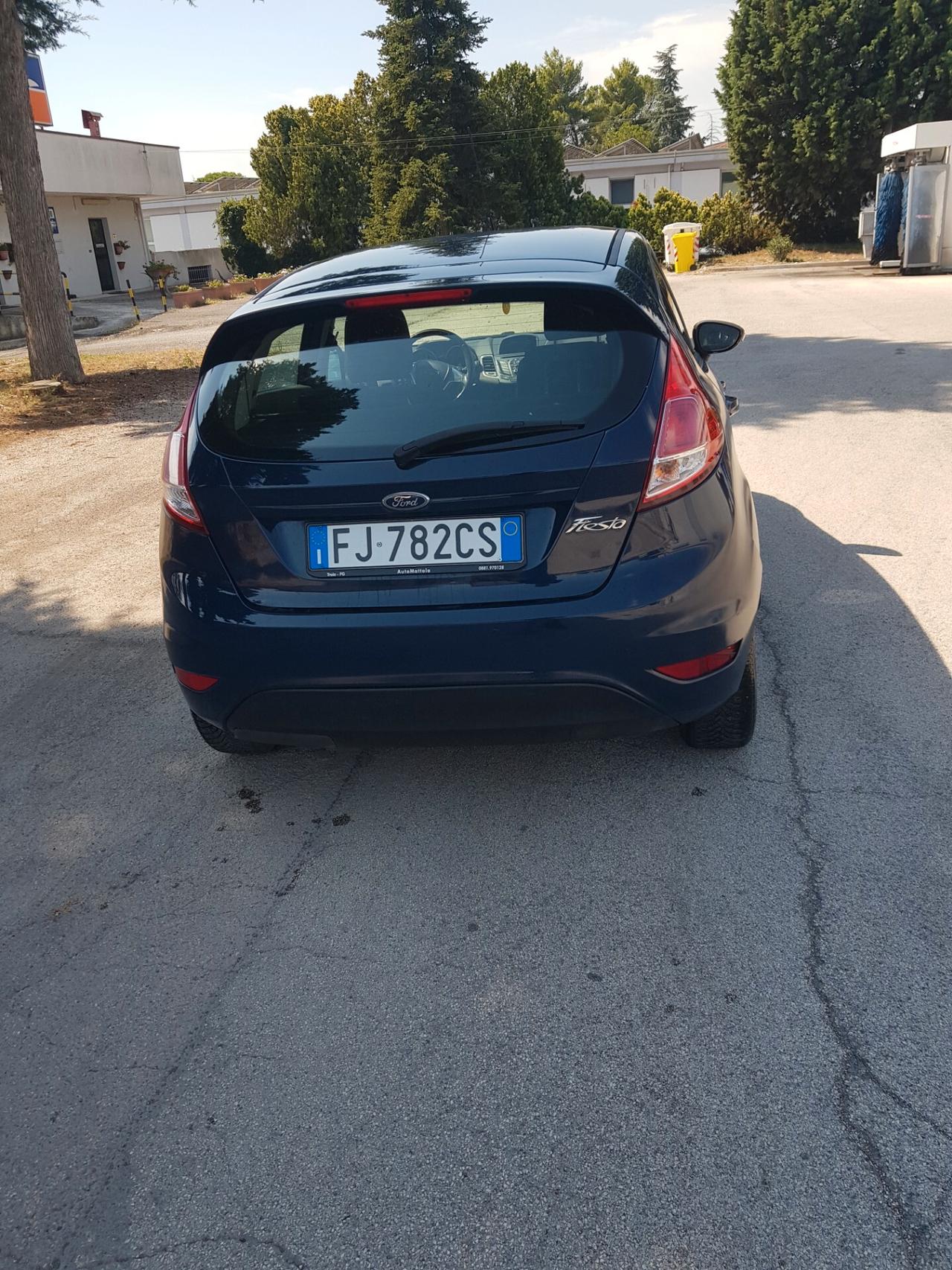 Ford Fiesta 1.5 TDCi 75CV 5 porte Titanium