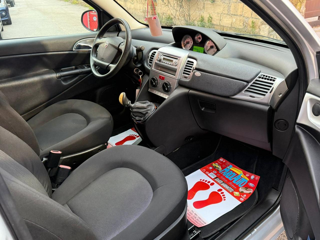 Lancia Ypsilon 1.2 69cv Unyca - 2012