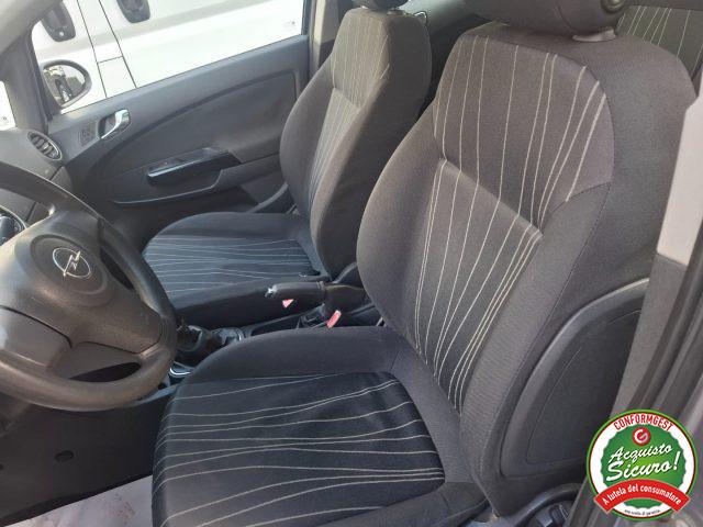 OPEL Corsa 1.2 5 porte Enjoy