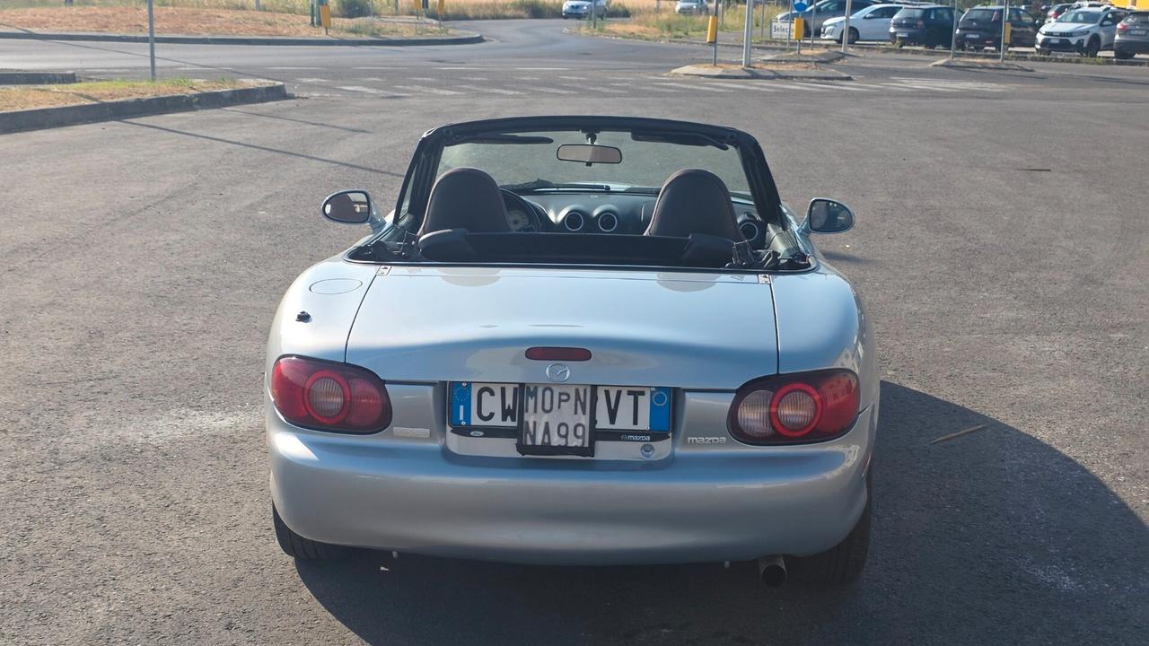 Mazda MX5 1.6 Con CLIMA