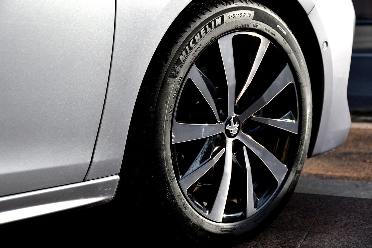 Peugeot 508 2.0 HDI 180CV SW GT AUT. +PELLE+NAVI+FULL LED+R.CAM