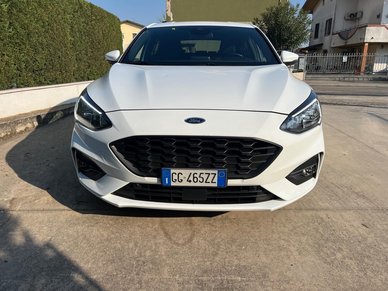 Ford Focus 1.0 EcoBoost Hybrid 155 CV 5p. ST-Line X