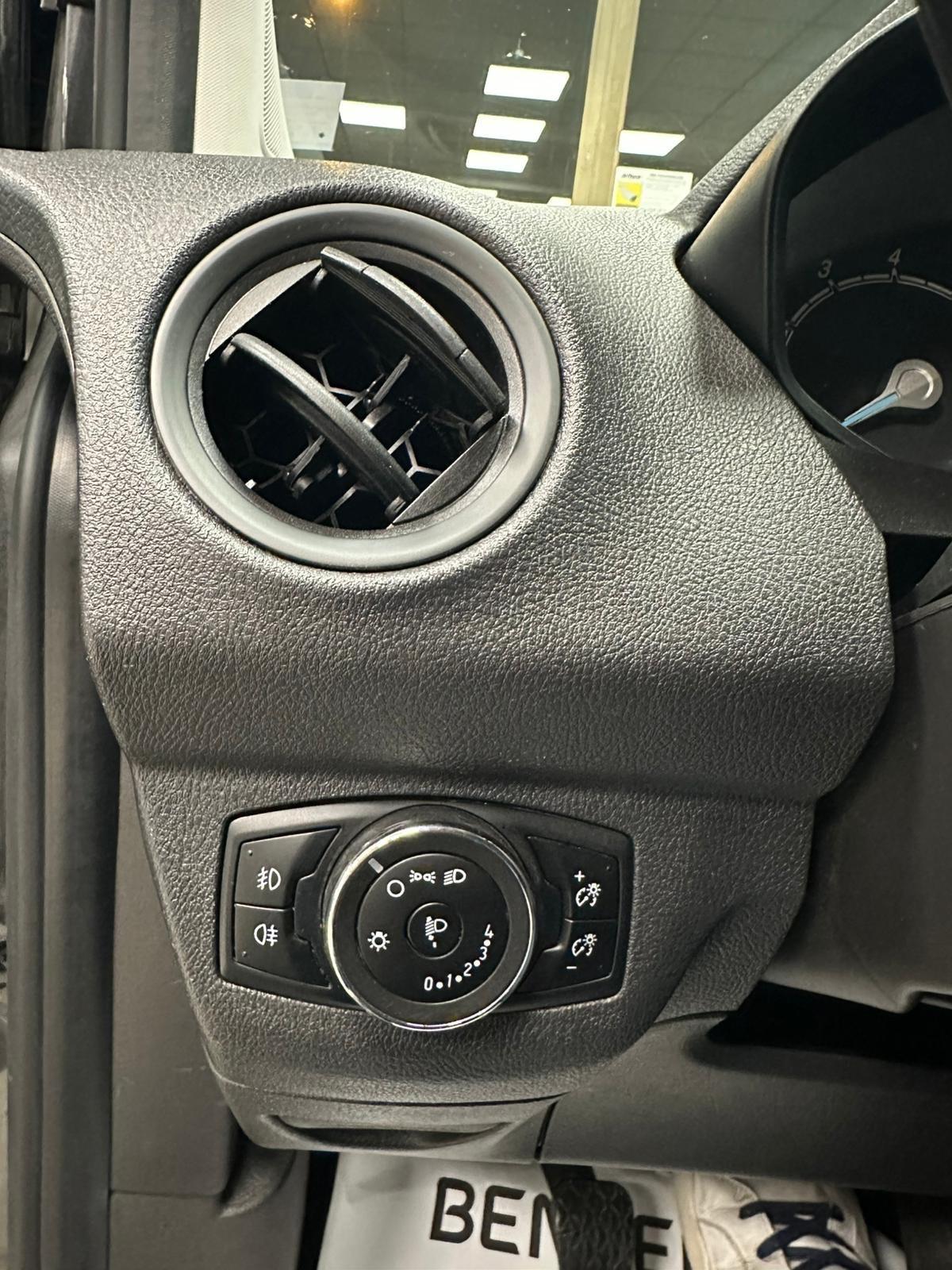 Ford Transit Courier 1.0 EcoBoost 100CV Van Entry