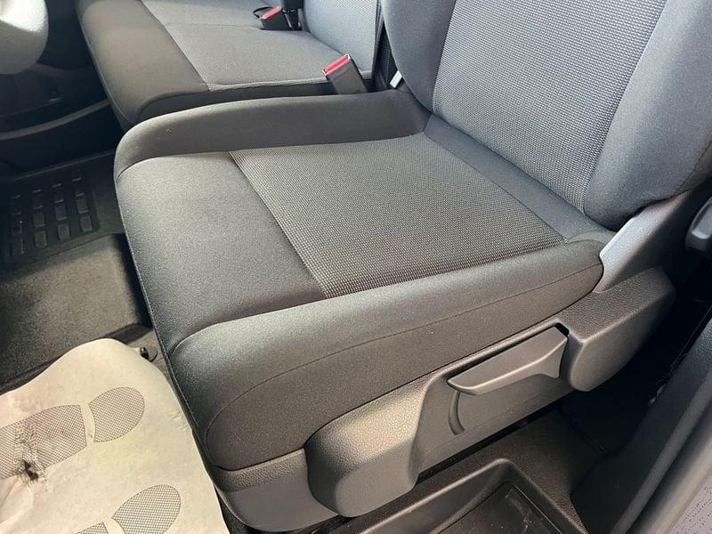 Peugeot Traveller BlueHDI 180 EAT8 STD Business