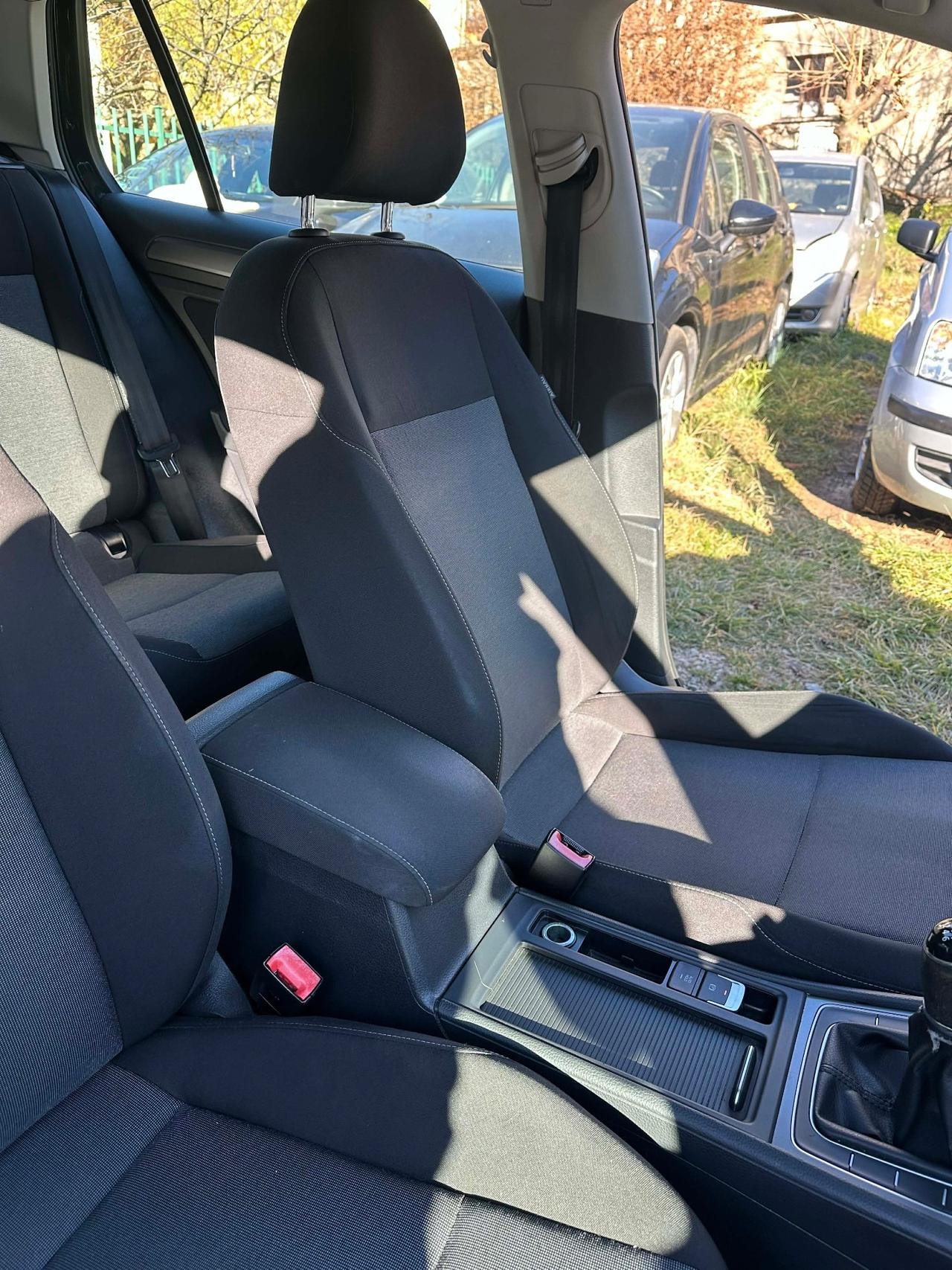 Volkswagen GOLF 1.4 TGI 5P BLUEMOTION KMCERT UNICOPR