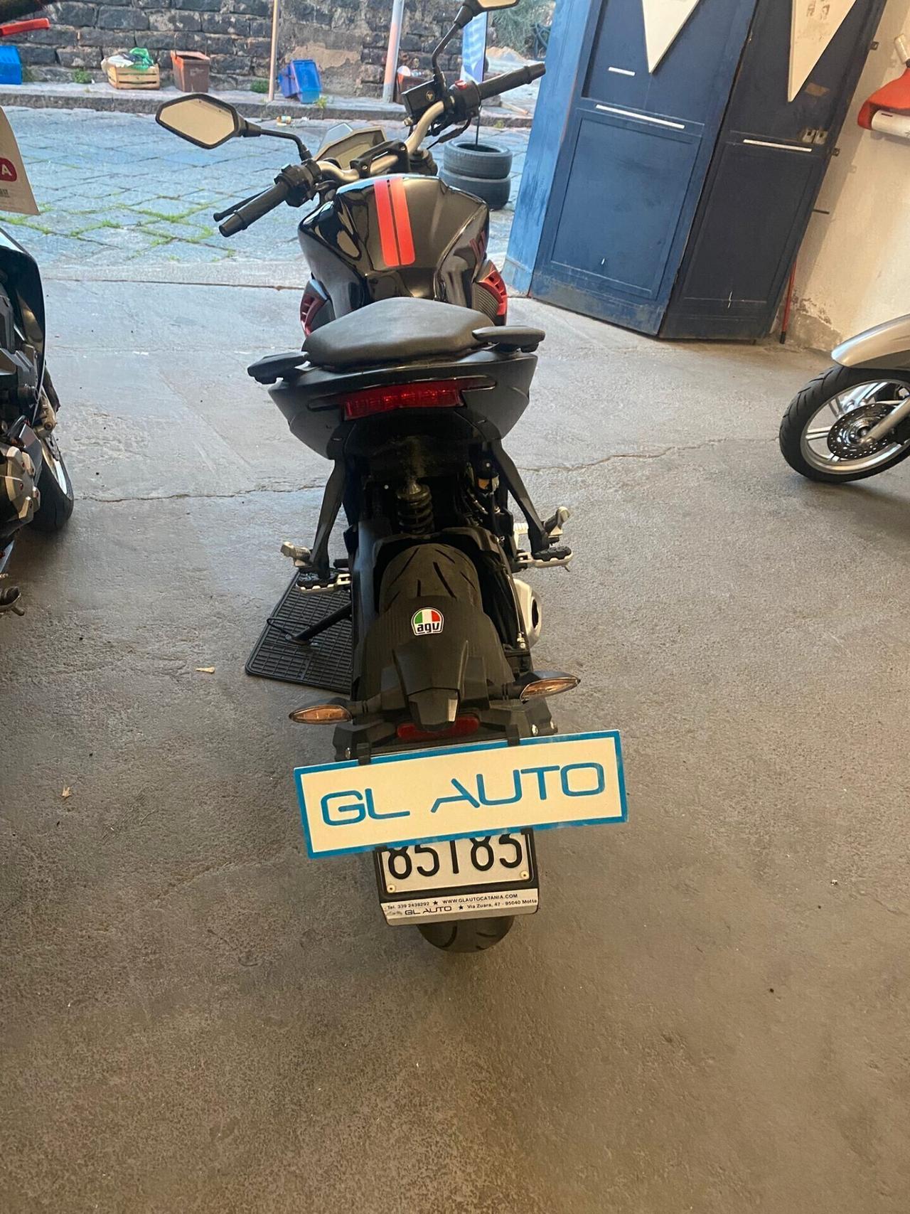 Voge Brivido 300 R