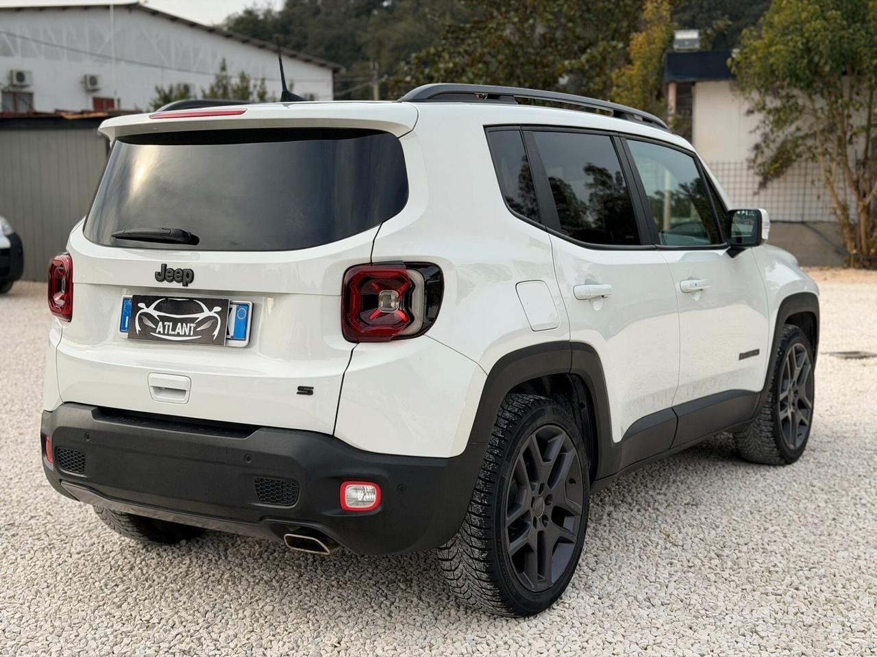 Jeep Renegade 1.3 T4 DDCT S