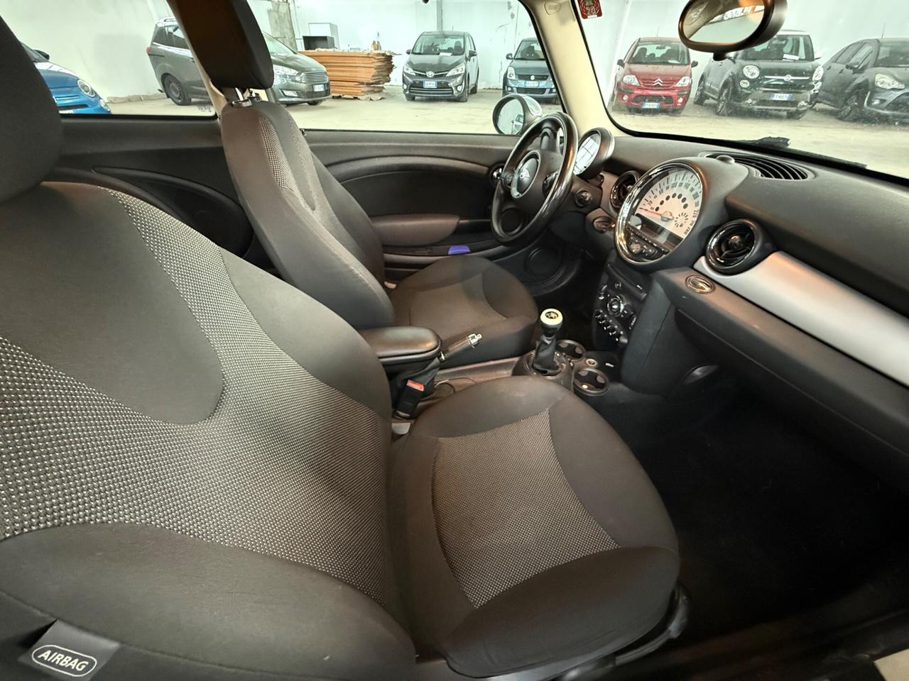 Mini Cooper Coupe 1.6 Coupé