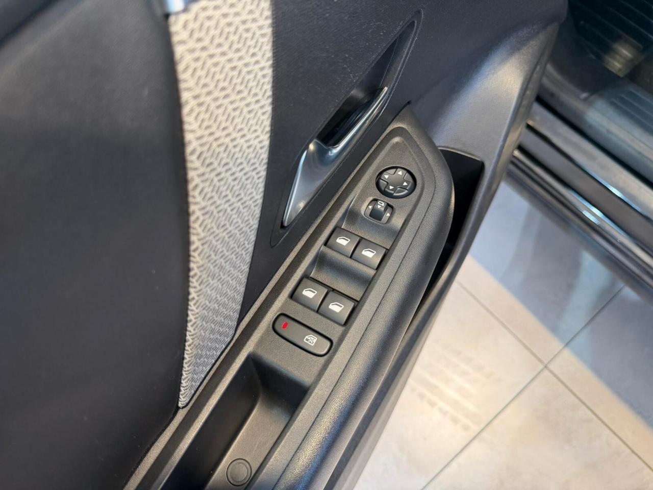 Citroen C4 X BlueHDI 130 S&S EAT8 Feel Pack