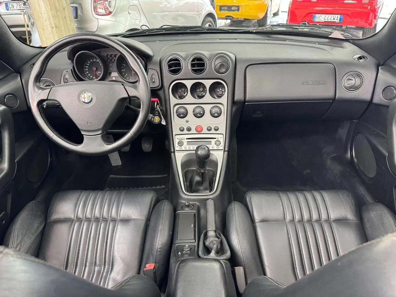 Alfa Romeo Spider 2.0 jet 16v service book