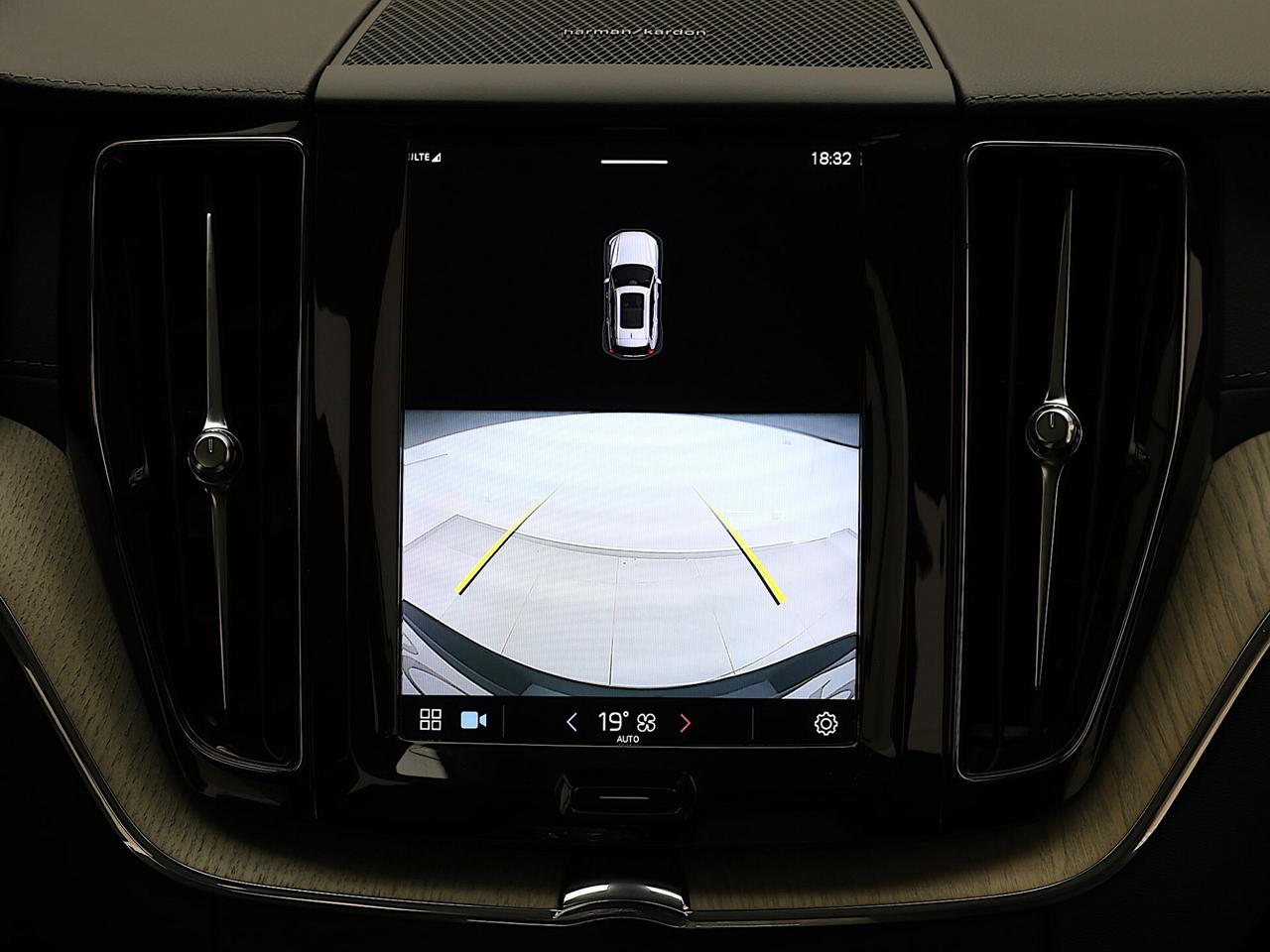 Volvo XC60 B4 AWD auto Inscription TETTO APRIBILE