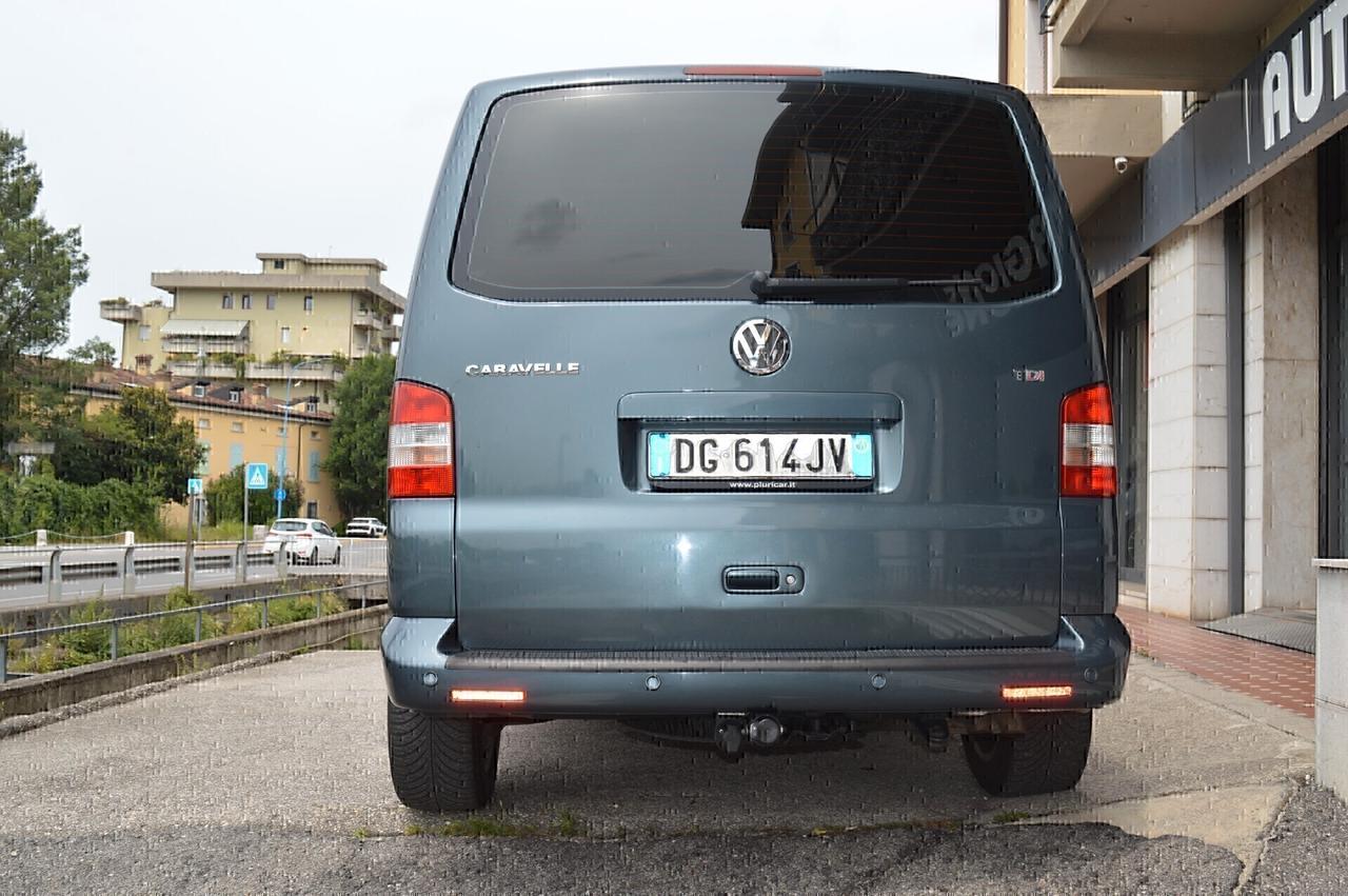 Volkswagen Multivan T5 Caravelle 2.5 TDi 130 CV