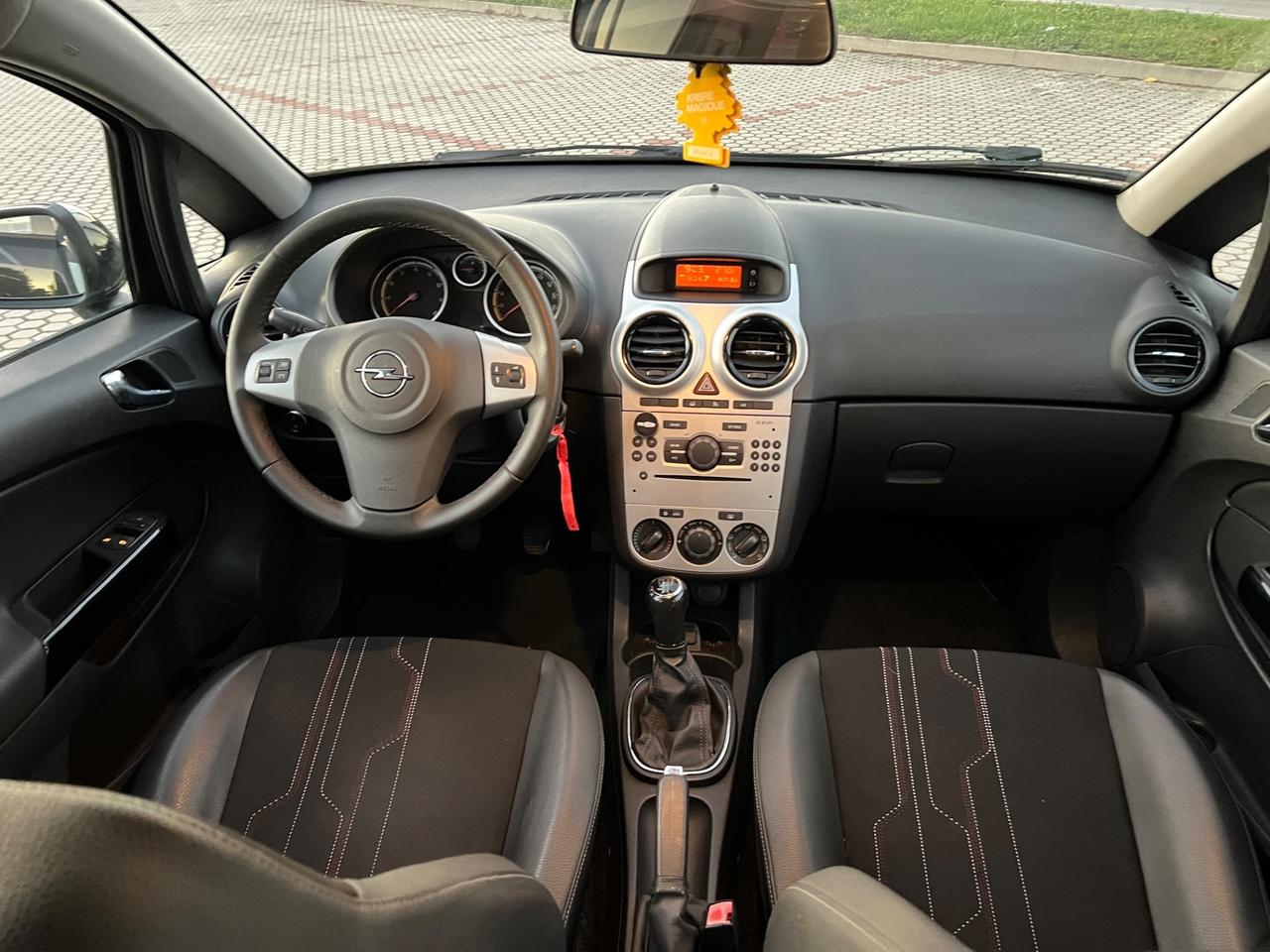 Opel Corsa 1.2 85CV 5 porte GPL-TECH Edition