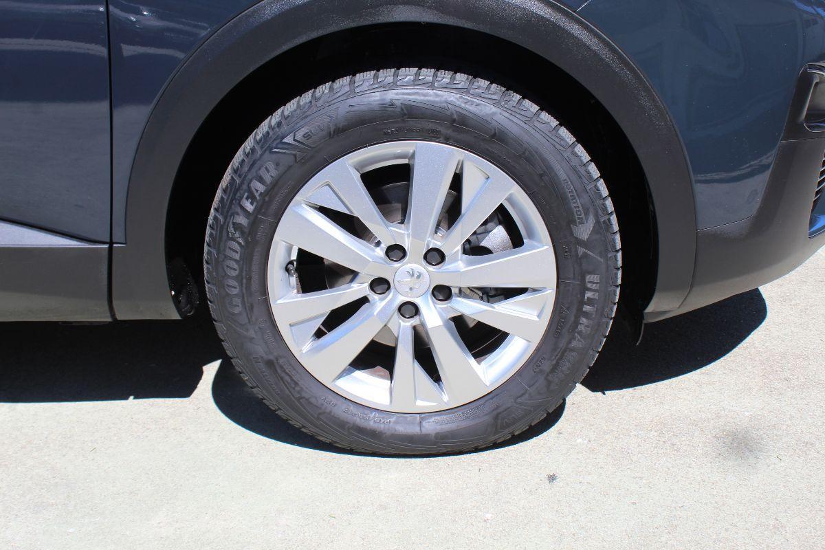 PEUGEOT - 3008 - BlueHDi 130 EAT8 S&S Business