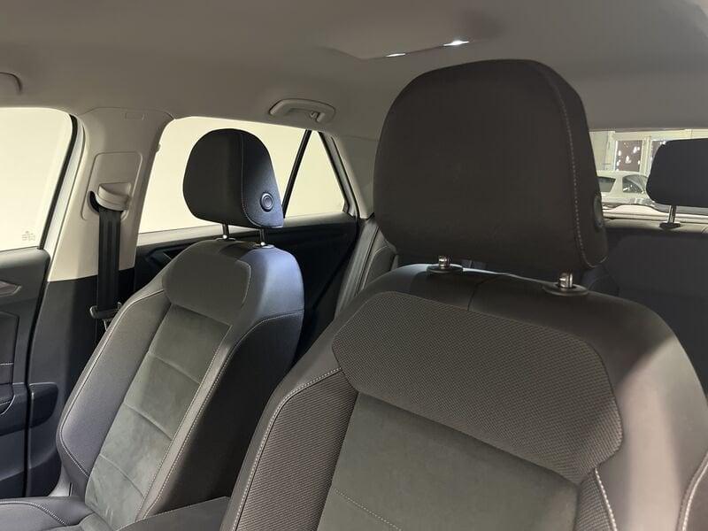 Volkswagen T-Roc Nuovo Style 1.0 TSI kW ( CV) Manuale