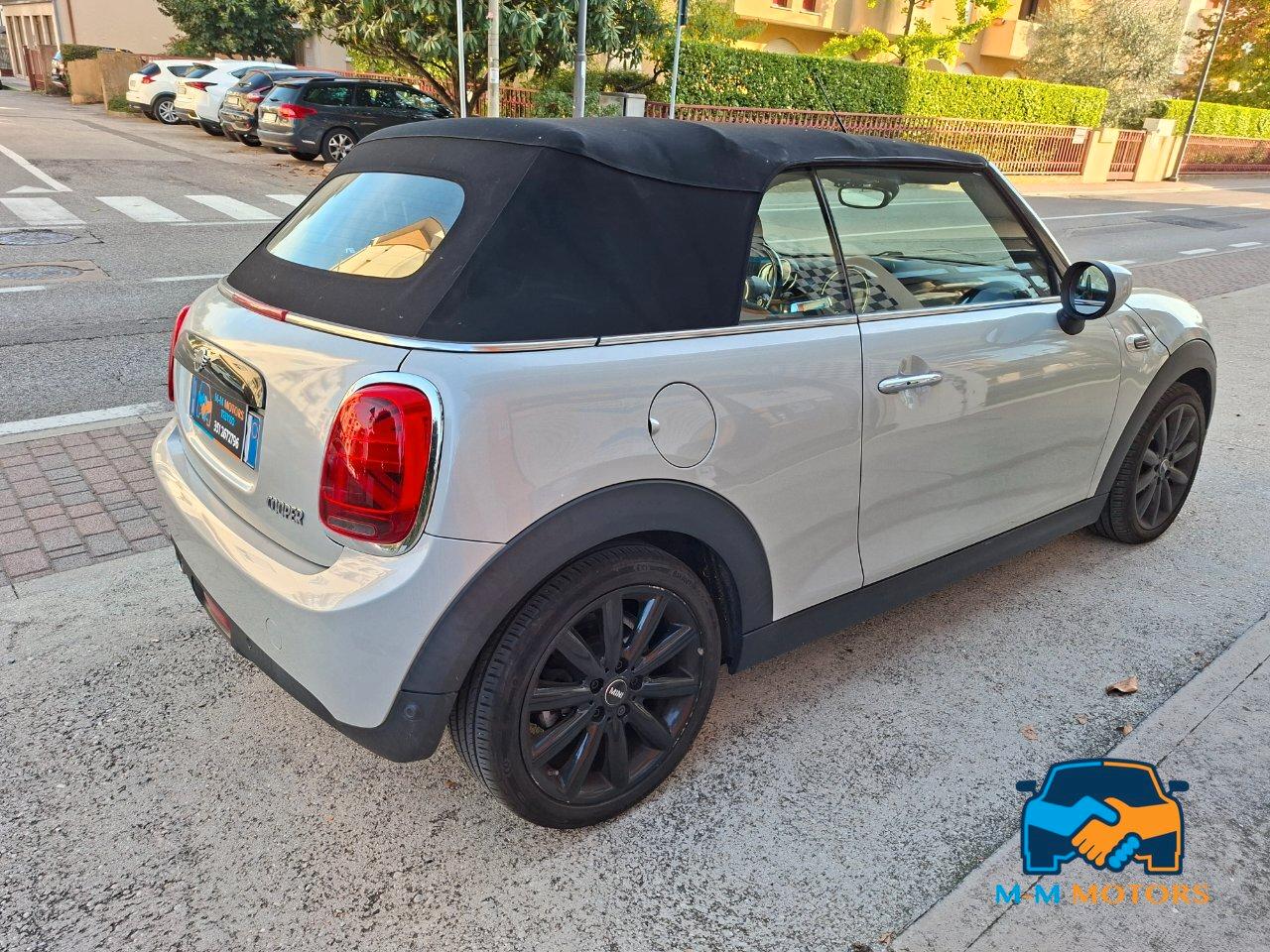Mini Cabrio Cooper Hype 1.5 Twin Power Turbo DCT