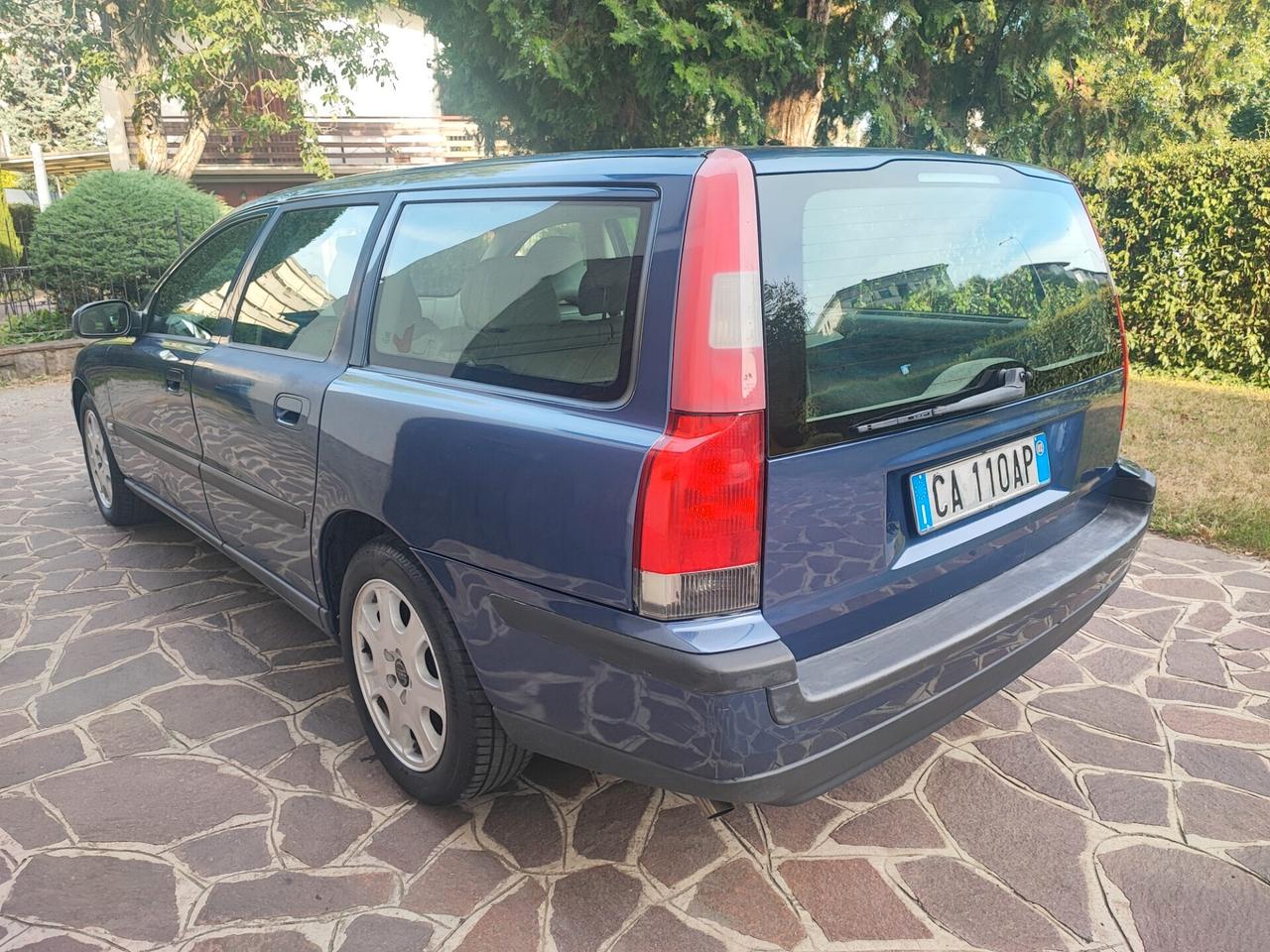 Volvo V70/XC70 2.4 b/GPL 170 CV storico lavori
