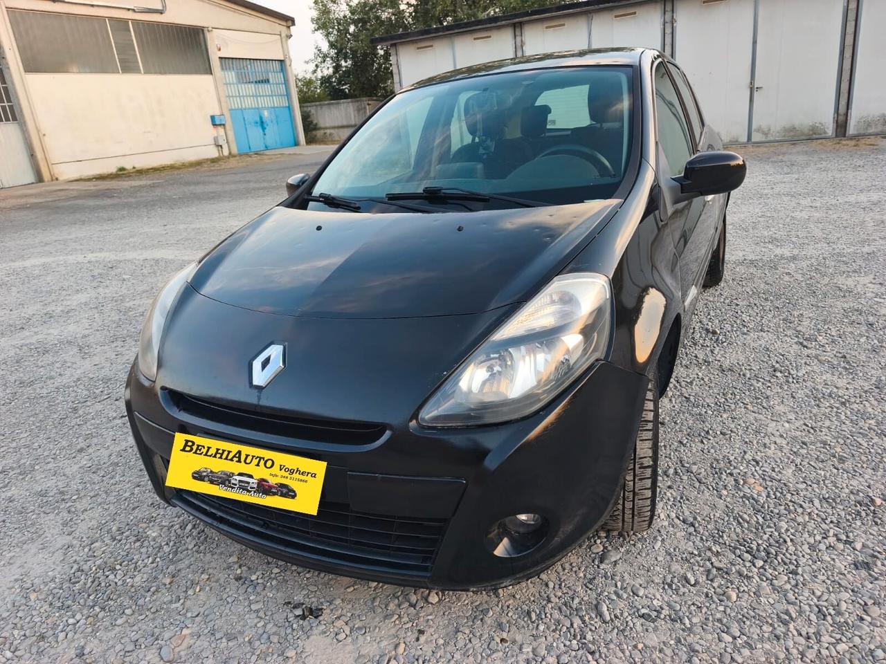 Renault Clio 2012----1.2 Benzina Neopatentati