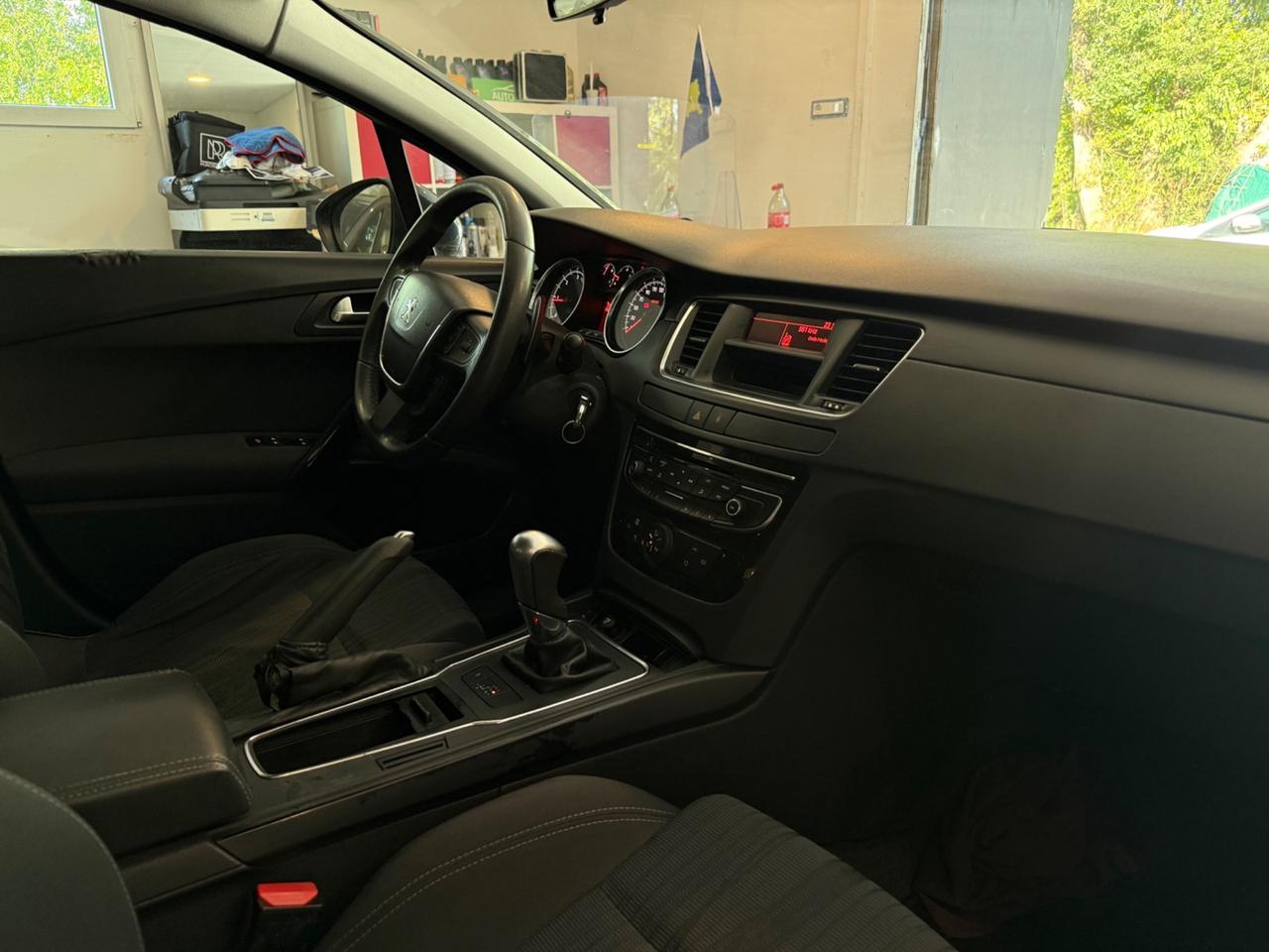 Peugeot 508 1.6 diesel AUTOMATICO NEOPATENTATI