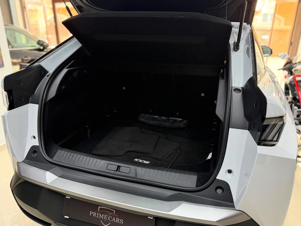 Peugeot 3008 Hybrid 145 e-DCS6 Allure
