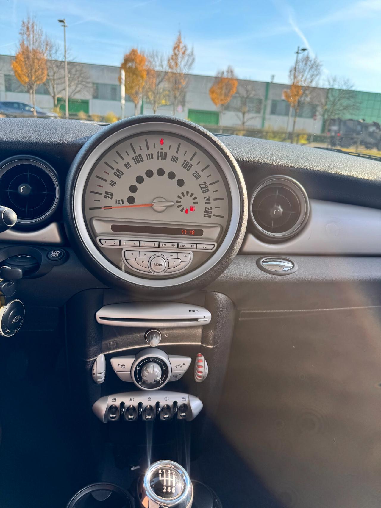 Mini 1.6 16V One (55kW)