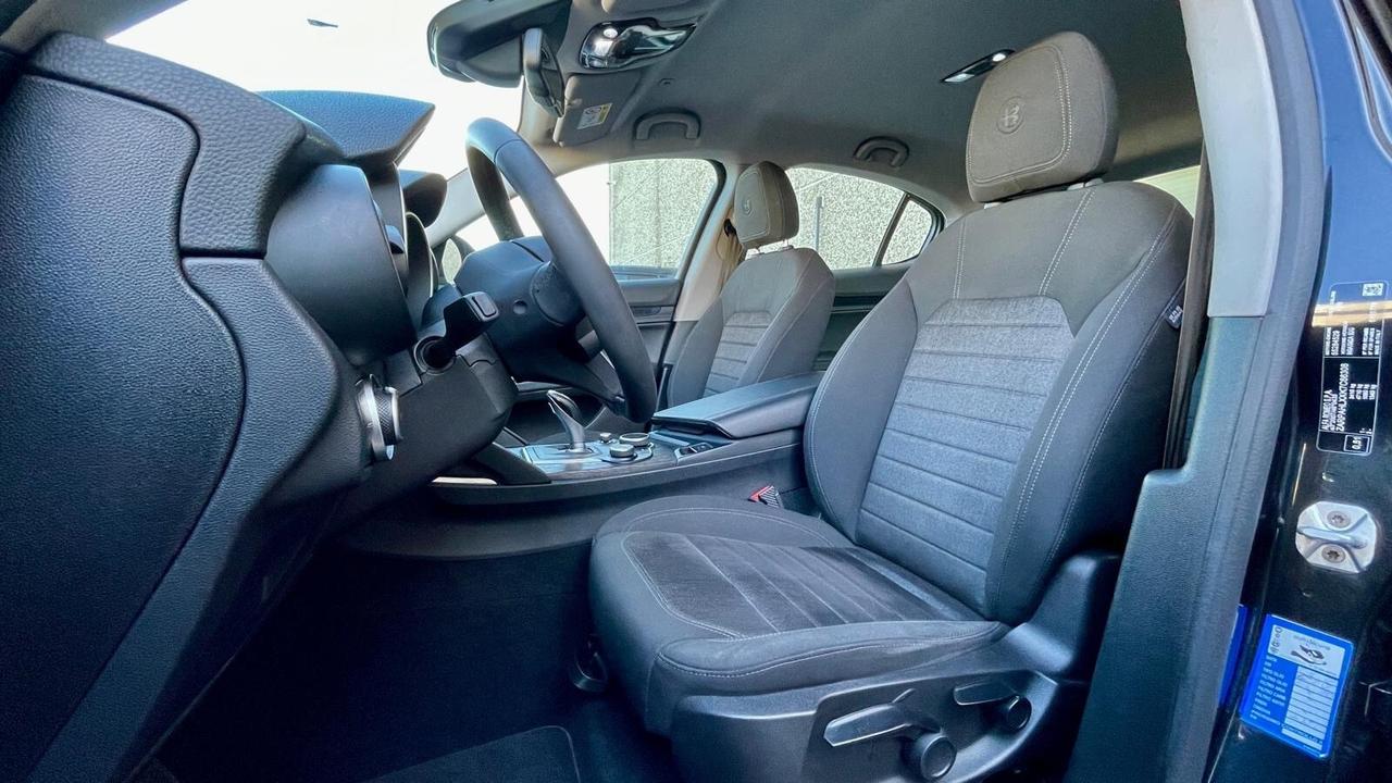ALFA ROMEO STELVIO 2.2 TURBODIESEL AT8 Q4 190CV – LED, PORTELLONE ELETTRICO, CRUISE CONTROL
