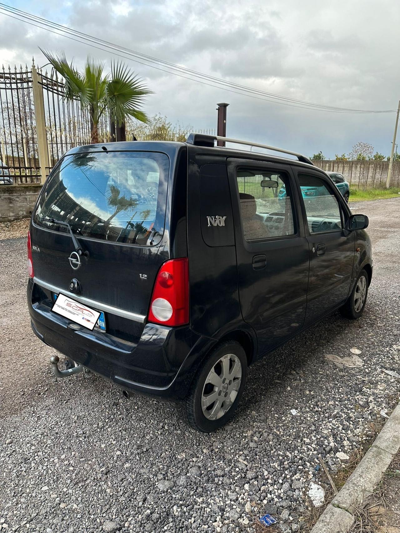 Opel Agila 1.2 16V 'Njoy