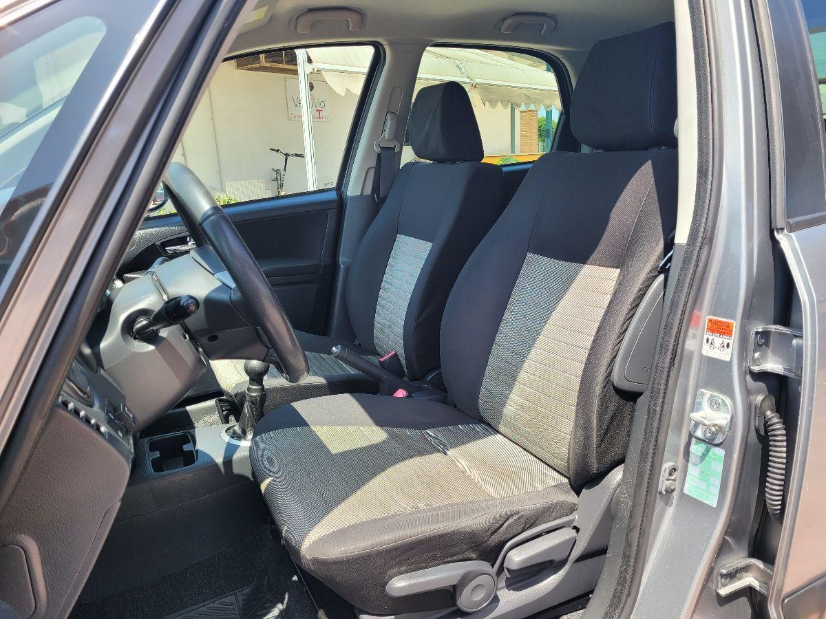 FIAT - Sedici - 1.6 4x2 Emotion