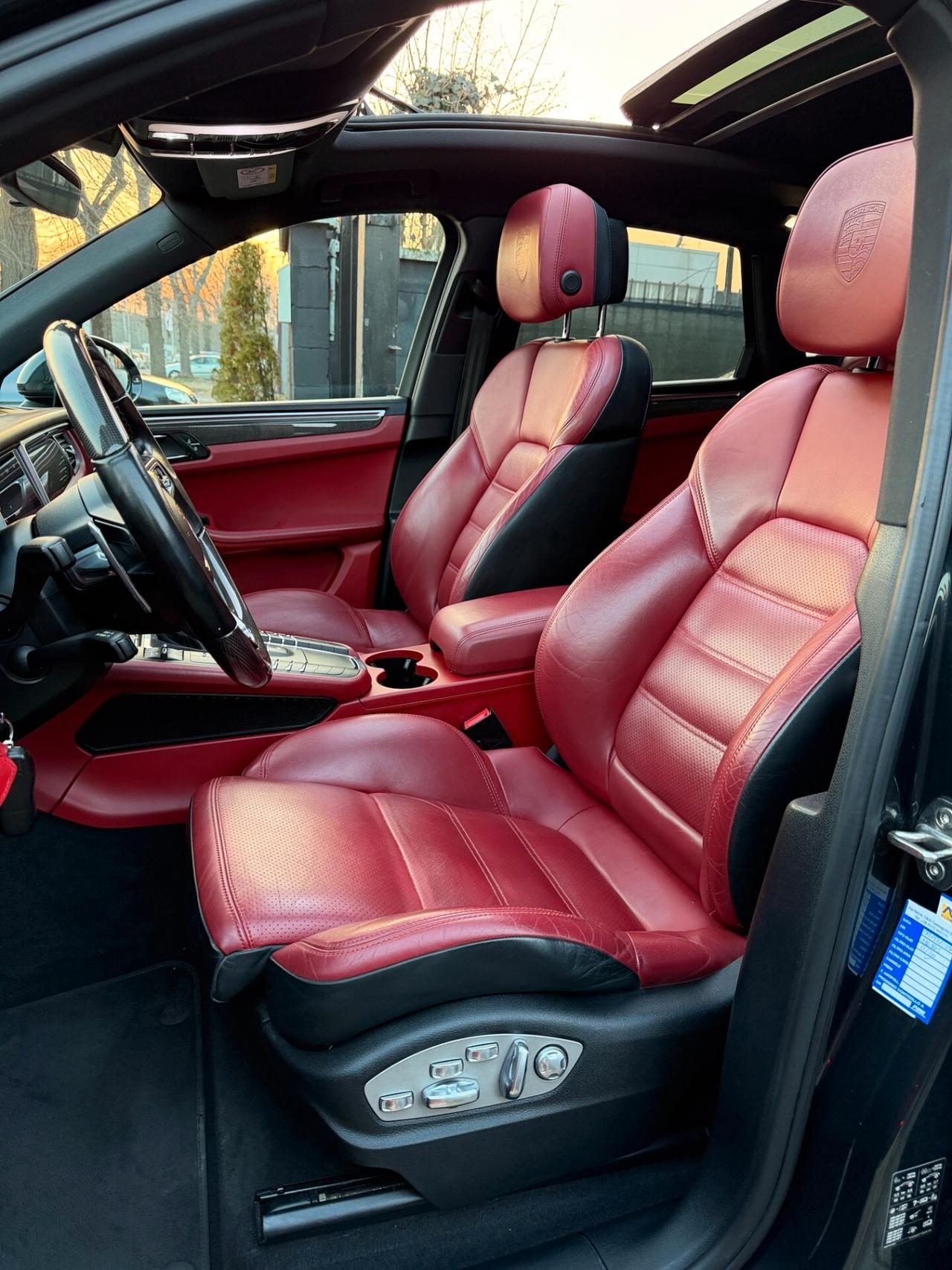 Porsche Macan 2.0 Tetto Limited