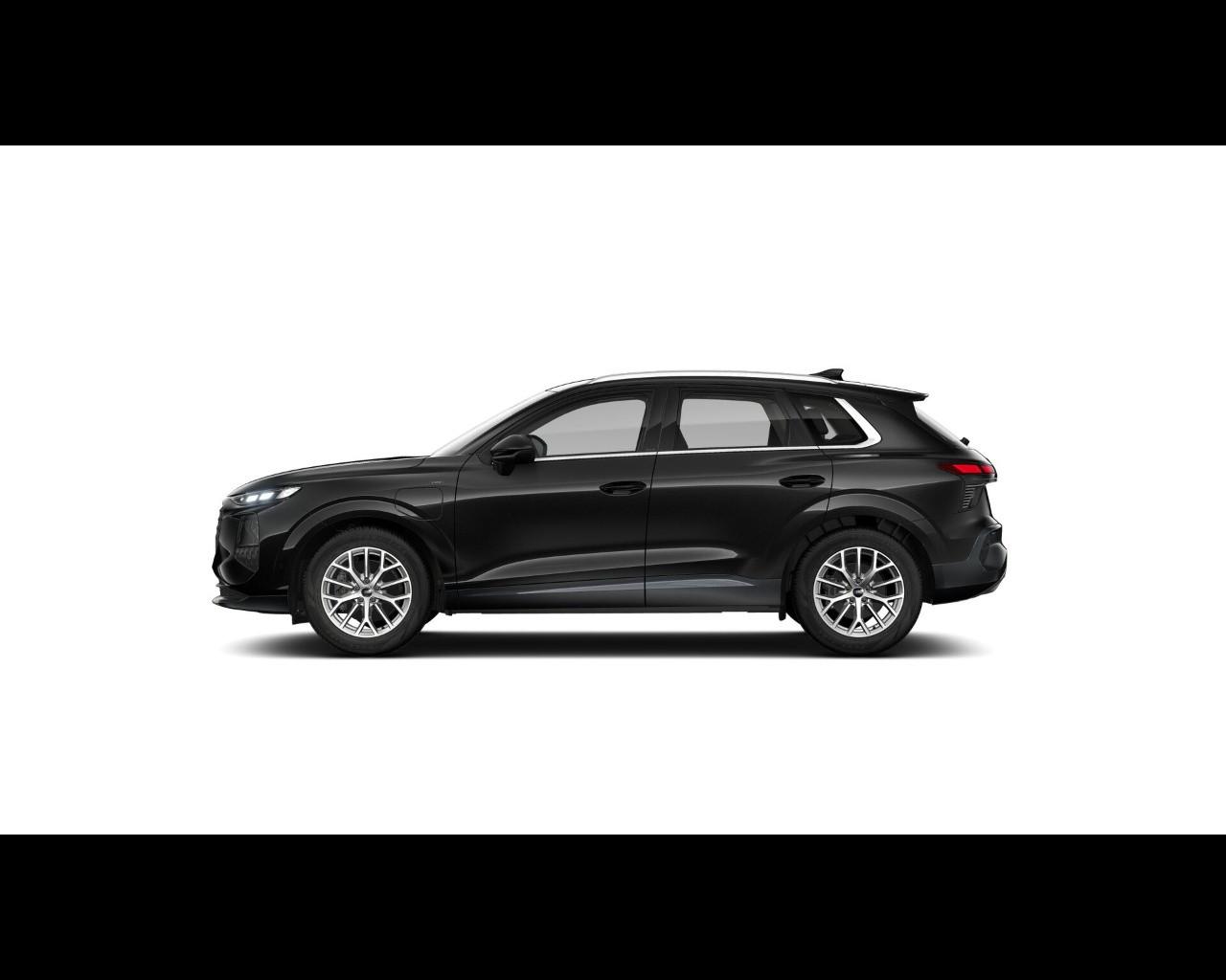 AUDI Audi Q3 SUV Business Advanced e-hybrid 200 kW S tronic