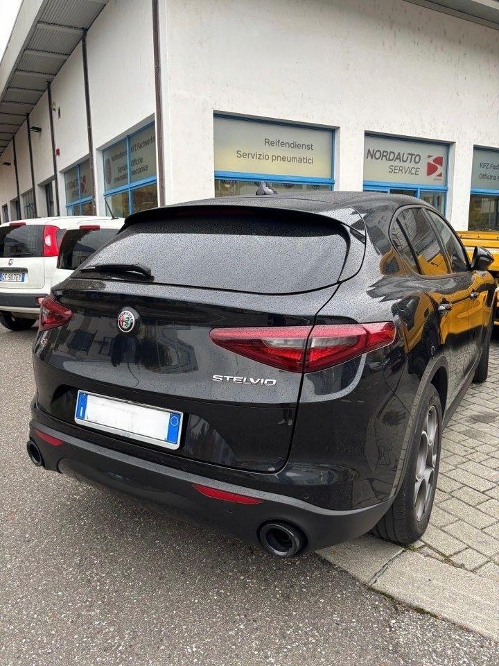 Alfa Romeo Stelvio 2.2 Turbodiesel 190 CV AT8 Q4 Sprint 06/2022