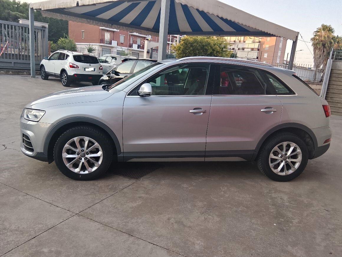 Audi Q3 2.0 TDI 150 CV quattro S tronic Sport