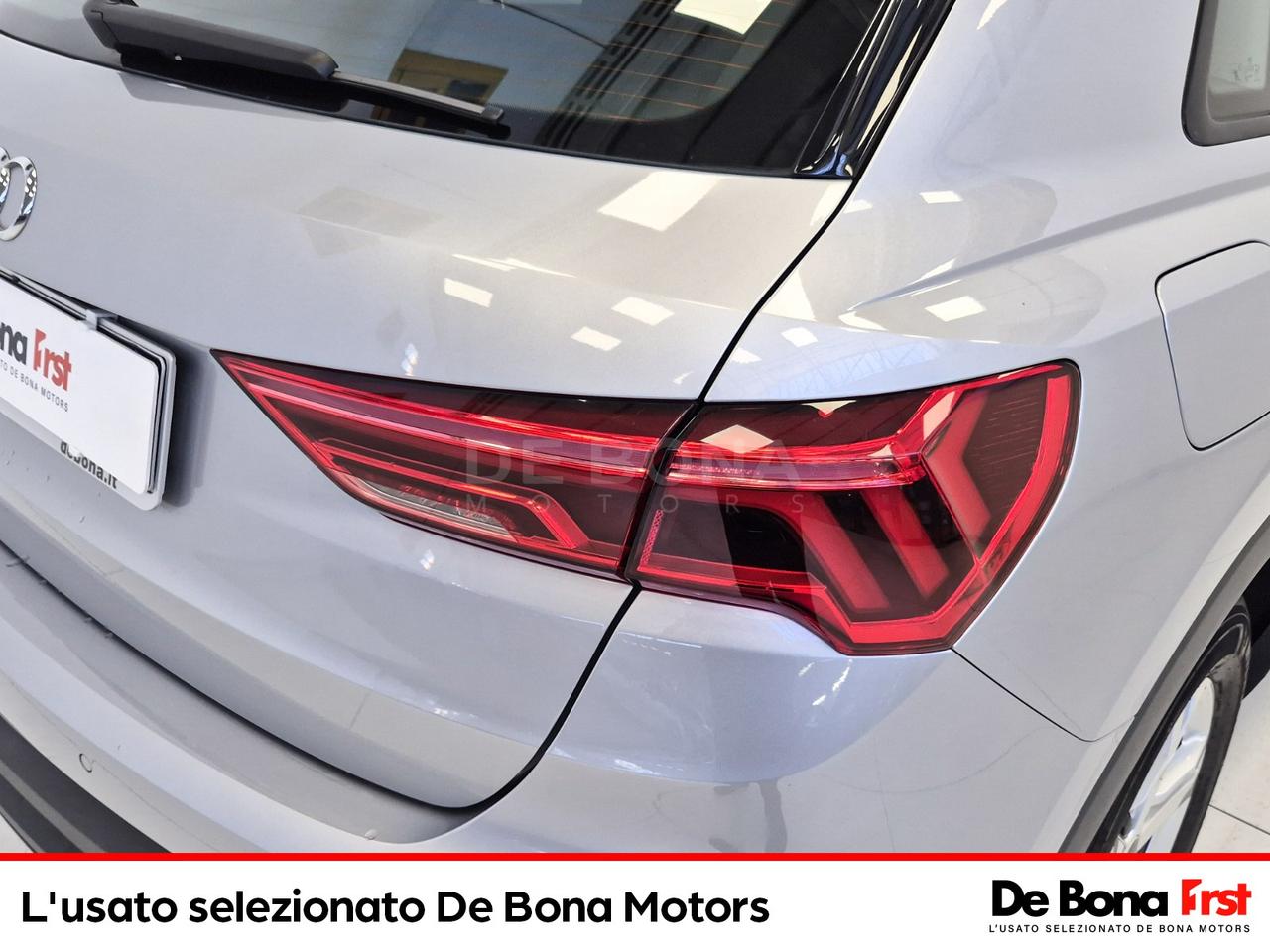 Audi Q3 35 2.0 tdi business s-tronic