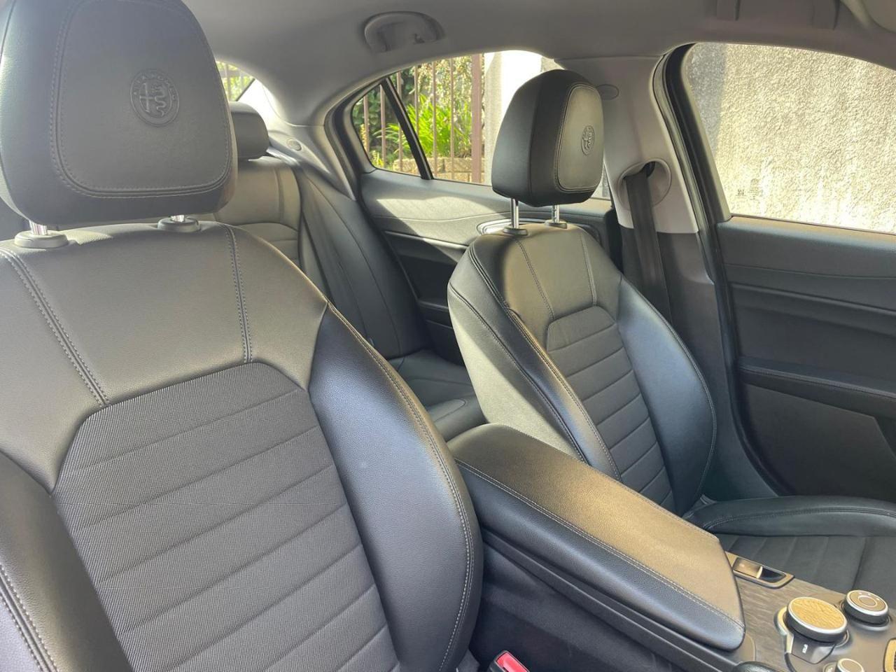 ALFA ROMEO Giulia 2.2 Turbodiesel 150 CV AT8 Super