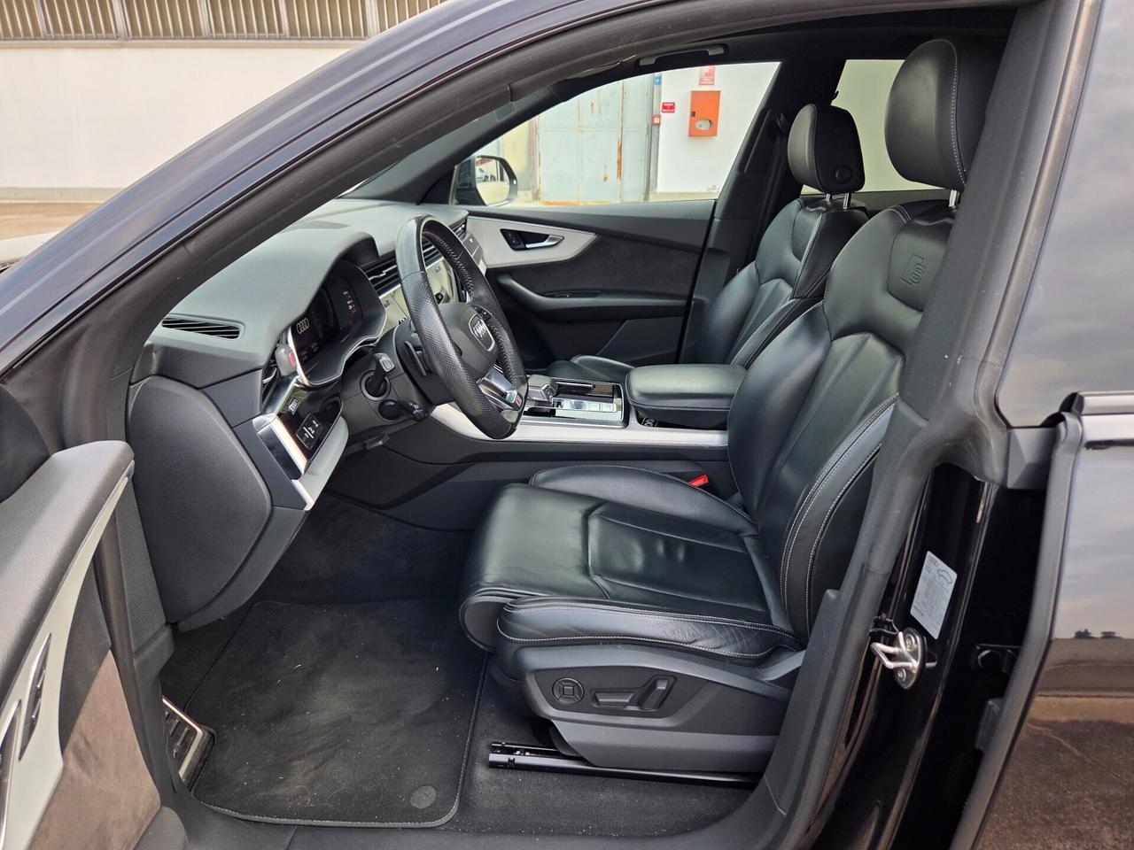 Audi Q8 50 TDI 286 CV quattro tiptronic Sport S-Line