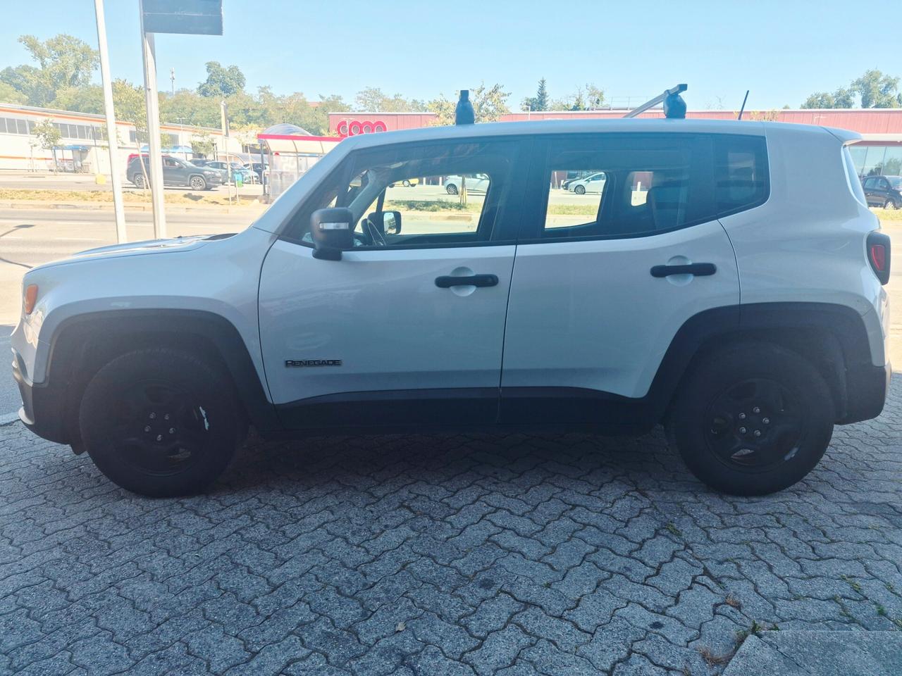 Jeep Renegade 1.6 110 CV GPL sport