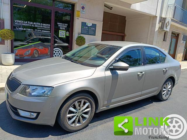 SKODA Octavia 1.6 TDI CR 105 CV Elegance NEOPATENTATI