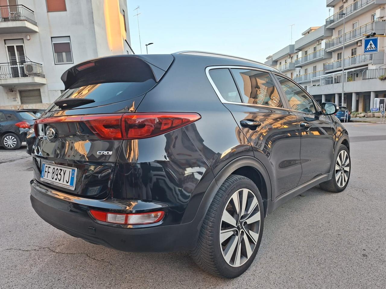 Kia Sportage 1.7 CRDI 2WD Cool * Pelle * Navi * Garantita 12 Mesi