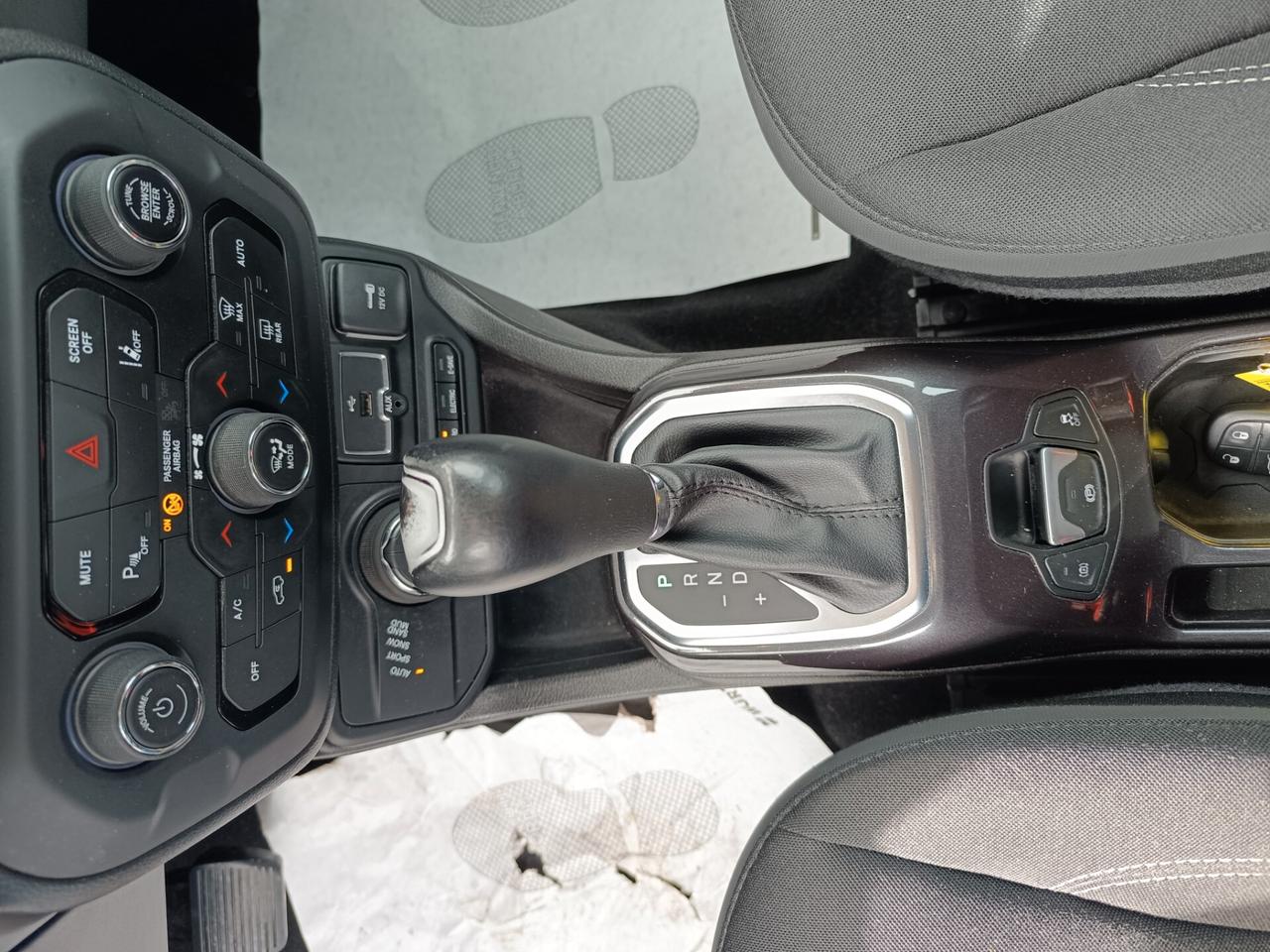 Jeep Renegade 1.3 T4 190CV PHEV 4xe AT6 Business Plus