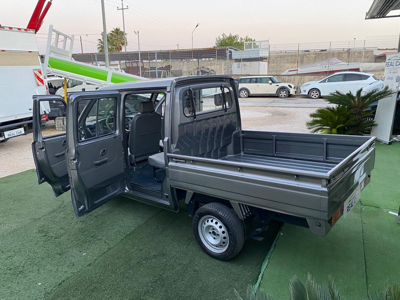 Giotti Victoria Altro Mini Truck K02 Doppia Cabina