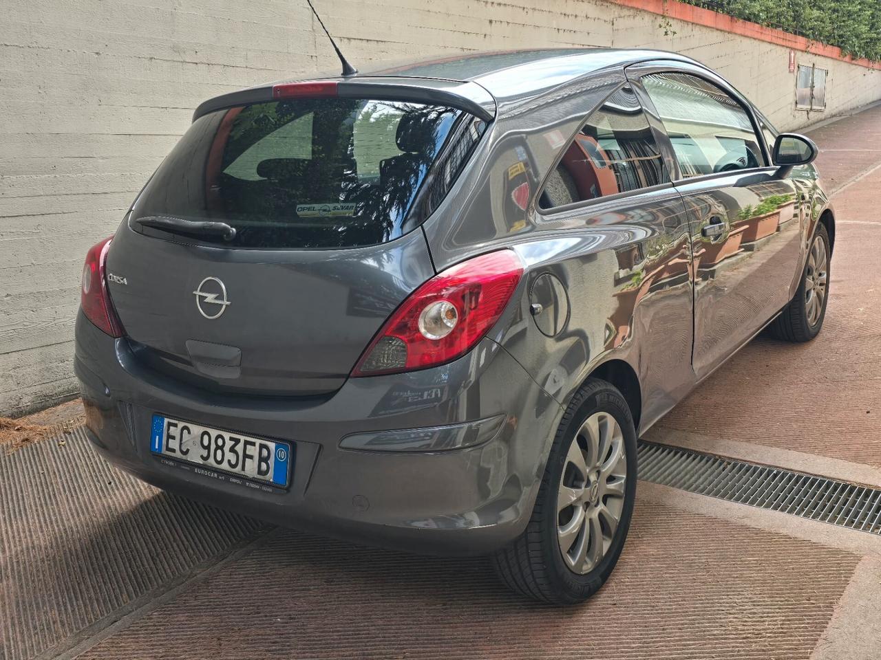 Opel Corsa 1.2 3 porte Edition - OK NEOPATENTATI !!!!!