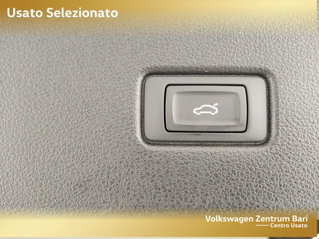Audi Q5 sportback 35 2.0 tdi mhev 12v s line s-tronic