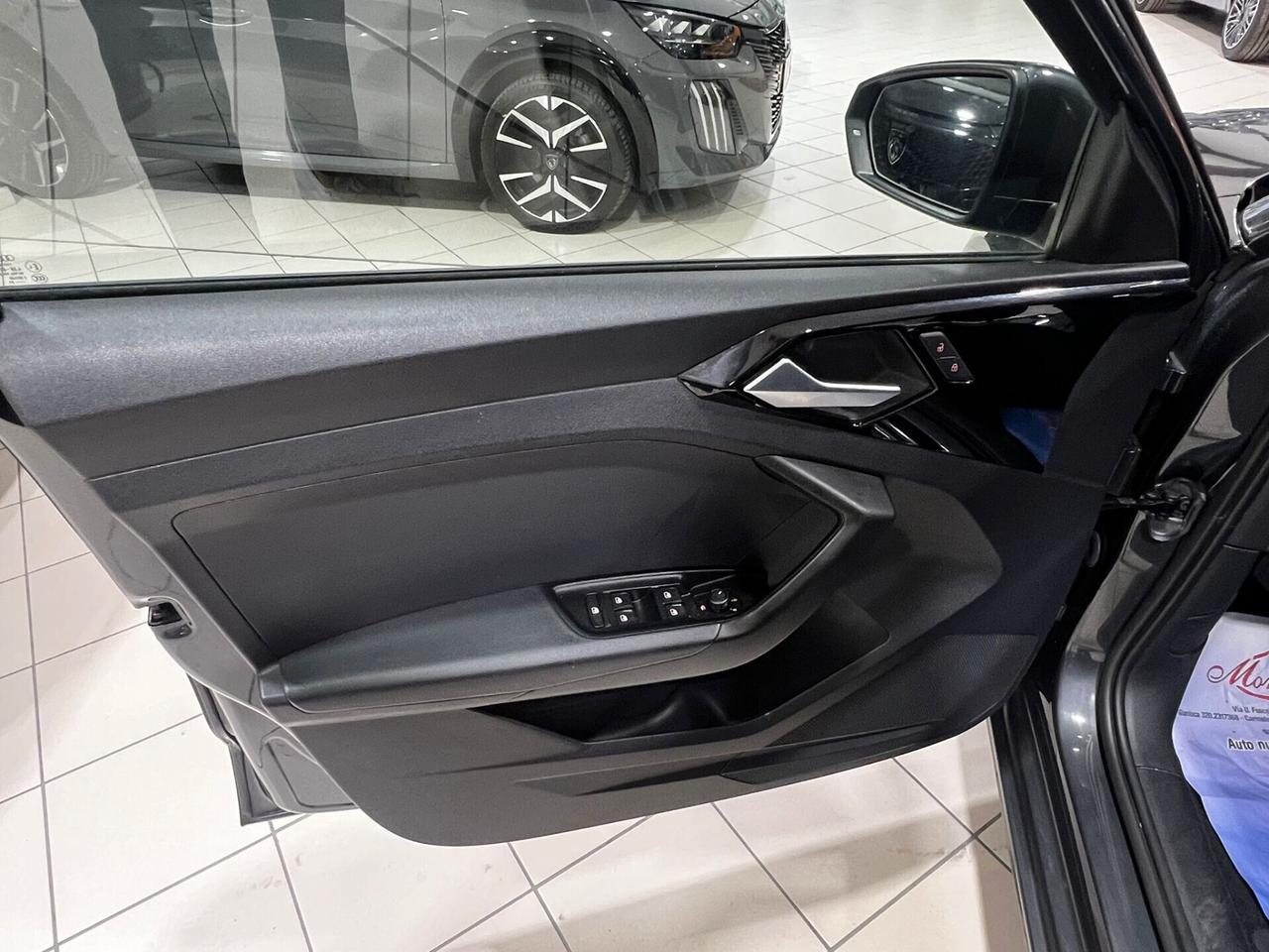 Audi A1 SPB 25 TFSI Identity Black