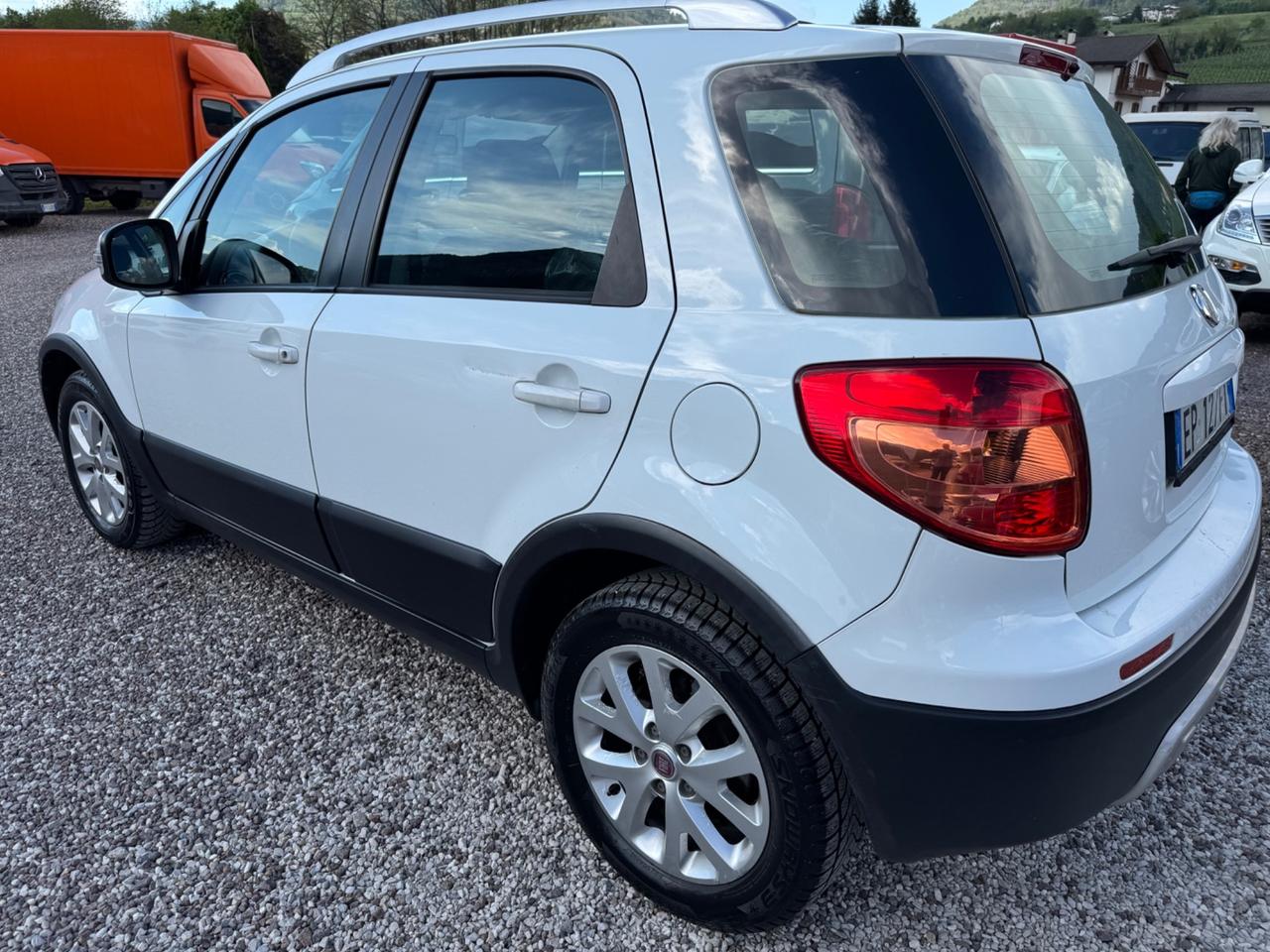 Fiat Sedici 2.0 MJT 16V DPF 4x4 Emotion