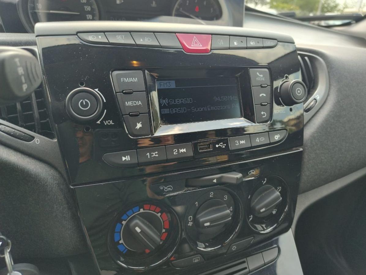 LANCIA Ypsilon 1.2 69CV 5p.GPL Ecochic Elefantino Blu